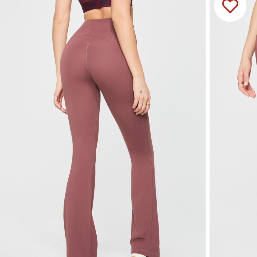 YITTY Everyday Kick Flare Legging Xl Rum Raisin Fabletics